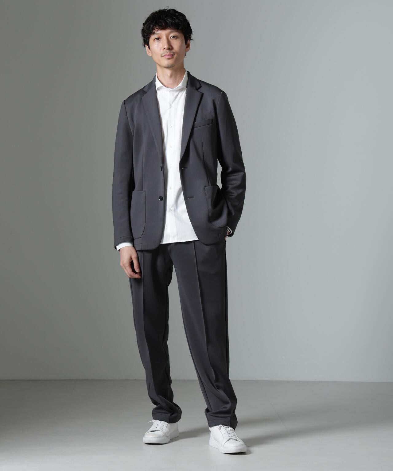 コンフォータブル ストレッチ セットアップ