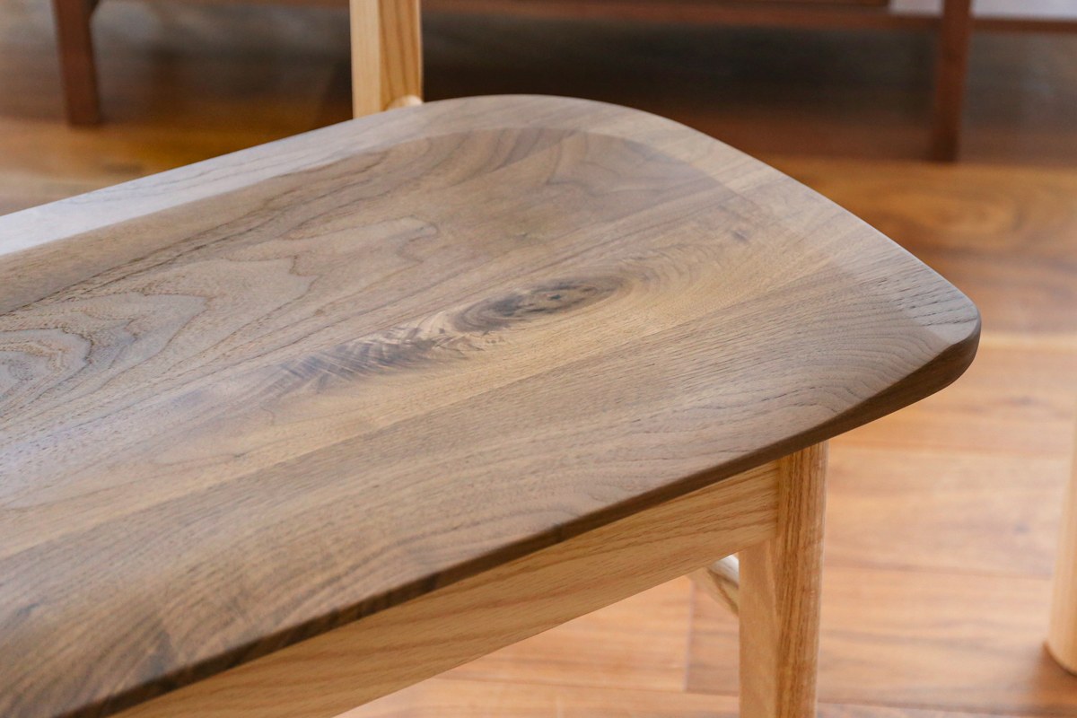 ibata直営 Sign サイン 背付ベンチ｜CHAIR｜飛騨の家具/国産家具/無垢
