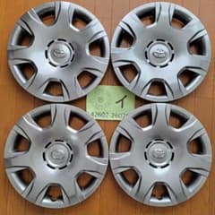 200系ハイエース50周年記念 ハイグロス 純正ホイールキャップ - メルカリ