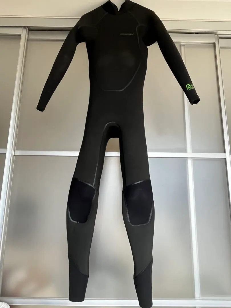 2026年最新】パタゴニア ウェットスーツ r2の人気アイテム - メルカリ