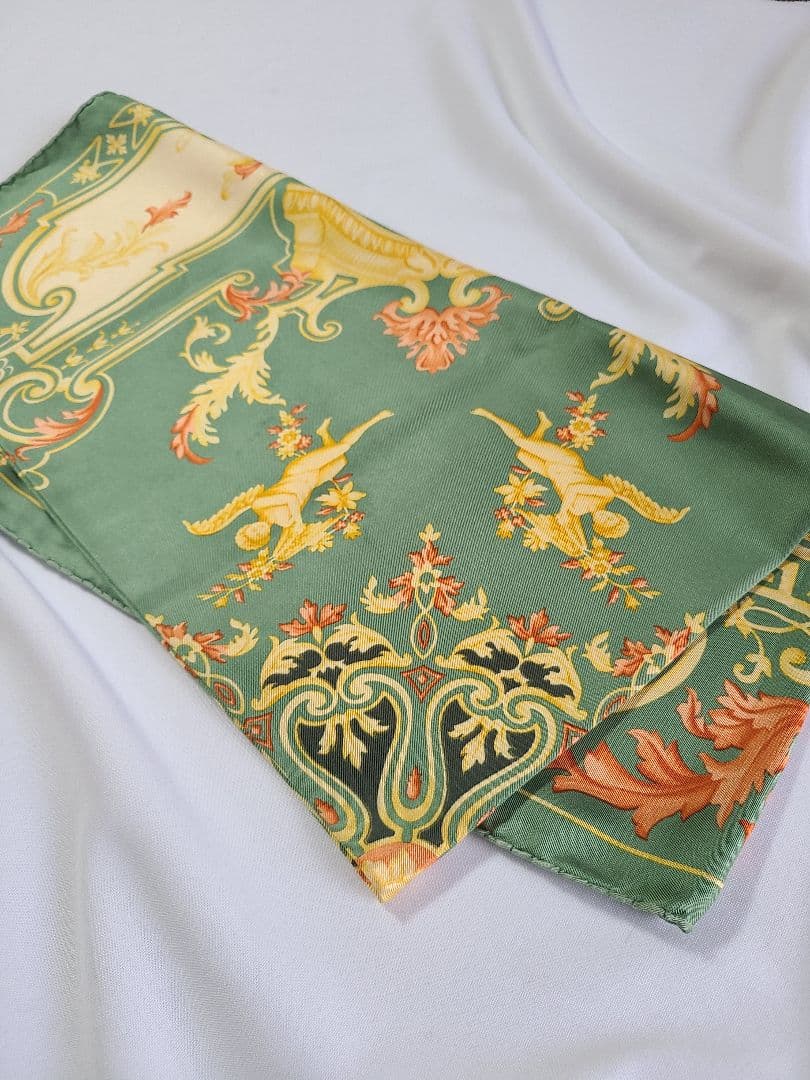 値下げ♪ETRO シルク スカーフ アラベスク柄 天使柄 イタリア製 imgrc0090856539.jpg