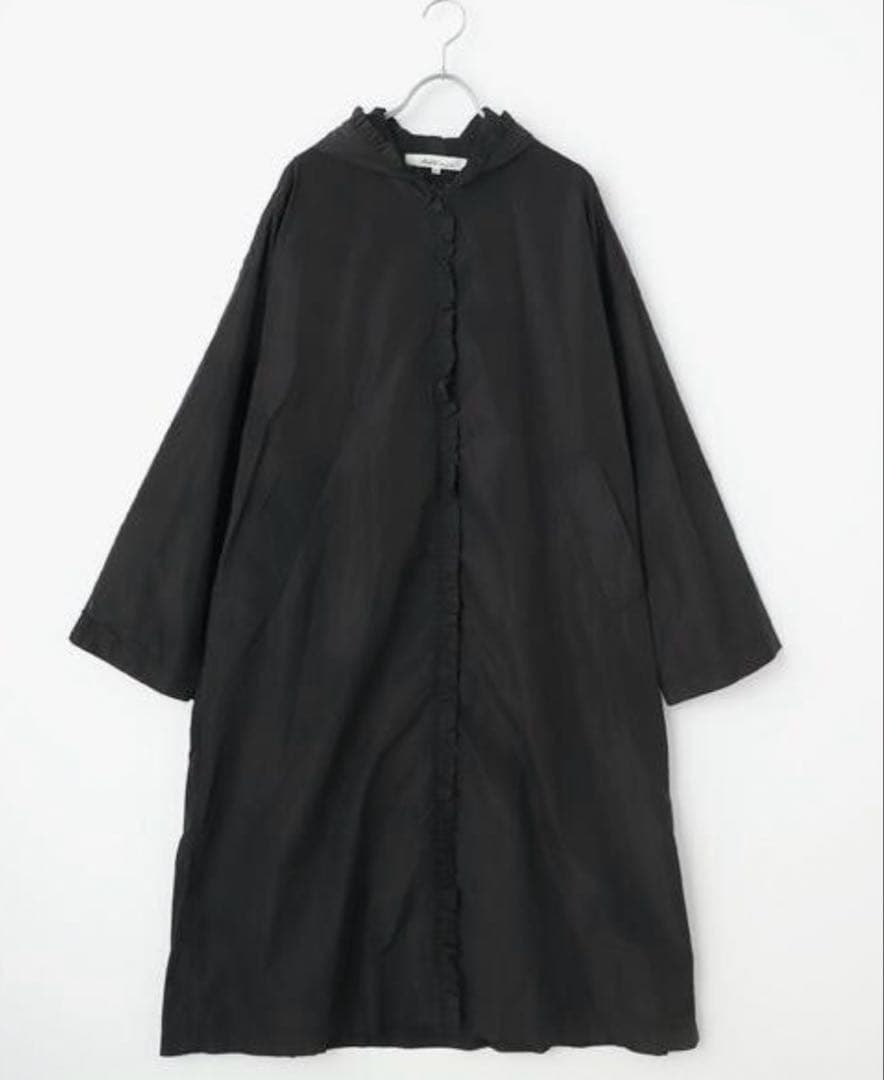 Bilitis dix-sept ans フードフリルロングコート Bilitis dix-sept ans / キルティングフードコート | anouk