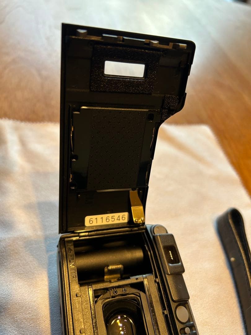 Konica Lexio 70 コンパクトカメラ　革製ケース付き