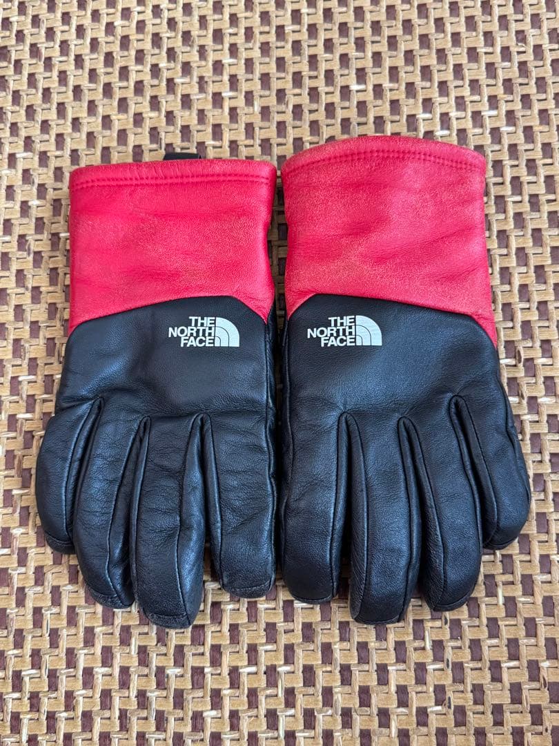 supreme the northface レザー　グローブ supremeシュプリームノースフェイスコラボレザーグローブ手袋North