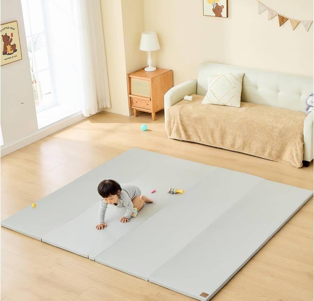 値下げ【開封済・未使用】GUMODEシームレスプレイマット140×200×4cm Amazon.co.jp: GU MODE プレイマット ベビーマット 抗菌 ベビープレイ