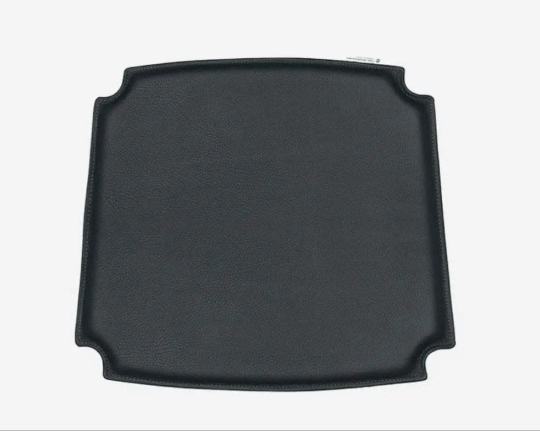 新品　CARL HANSEN&SON CH24 Yチェア レザークッション　2枚 楽天市場】CARL HANSEN & SON（カールハンセン&サン） CU CH24 Yチェア