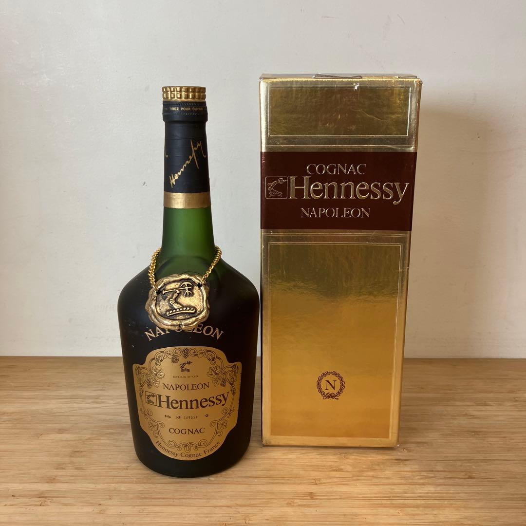 未開栓 700ml Hennessy ヘネシー ナポレオン コニャック 箱入り 楽天市場】【未開栓】Hennessy ヘネシー ナポレオン 700ml 40