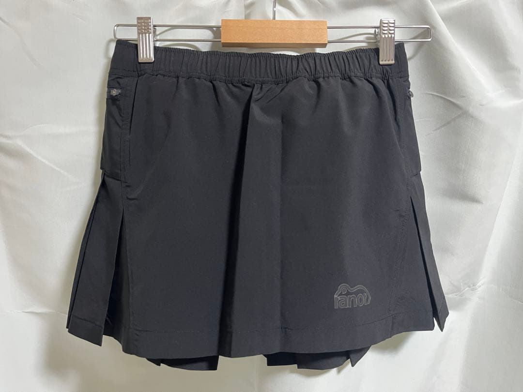 美品 ranor ラナー ランニングプリーツスカート S ブラック トレラン ranor（ラナー） PLEATS SKIRT（プリーツ スカート）ブラック