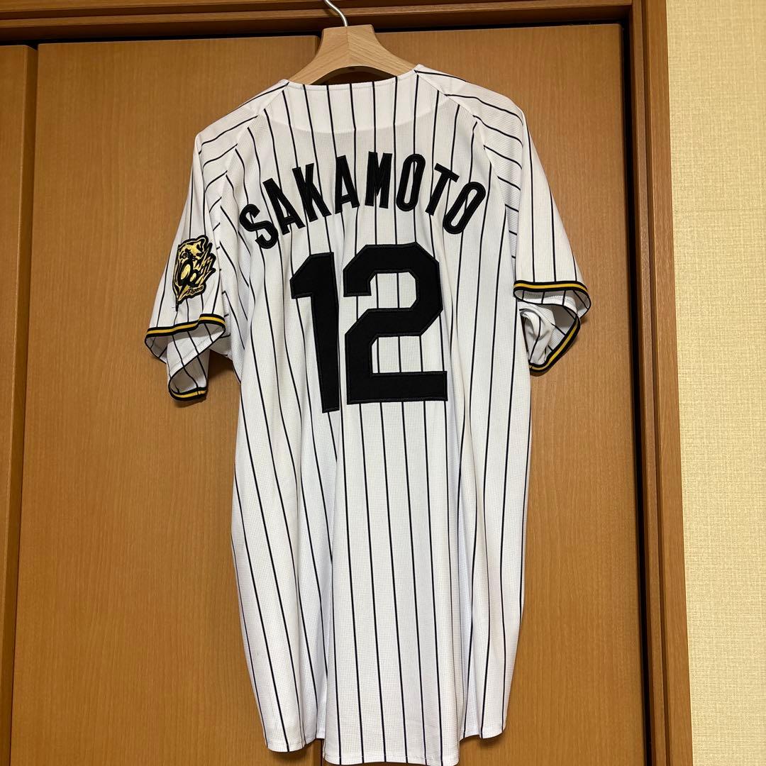 阪神タイガース　90周年　坂本誠志郎　レプリカユニフォーム　Oサイズ Amazon.co.jp: 阪神タイガース 坂本誠志郎 選手 レプリカユニフォーム