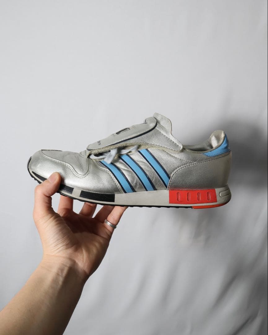 靴 adidas micro pacer adidas（アディダス）の「adidas MICRO PACER アディダス マイクロ