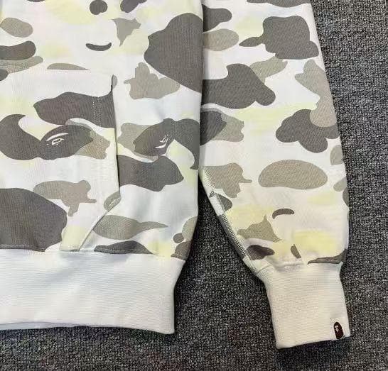 A Bathing Ape グローインザダーク迷彩 シャークフードパーカー - メルカリ