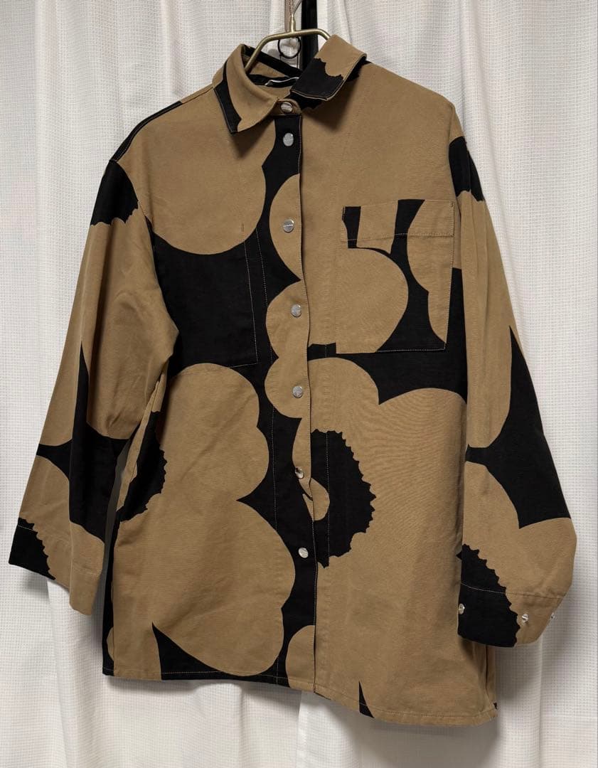 試着のみ:マリメッコ ウニッコ シャツ 34サイズ ブラウン ジャケットにも marimekko - marimekko/マリメッコ 2022AW Maggey Juhlaunikko jacket