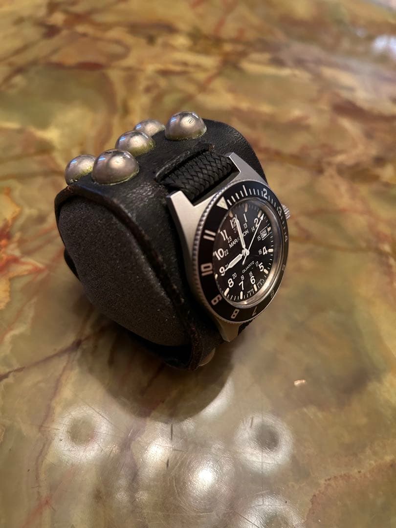 undercover MARATHON スタッズレザーバングル時計 UNDERCOVER アンダーカバー HEXAGON STUDS LEATHER BRACELET