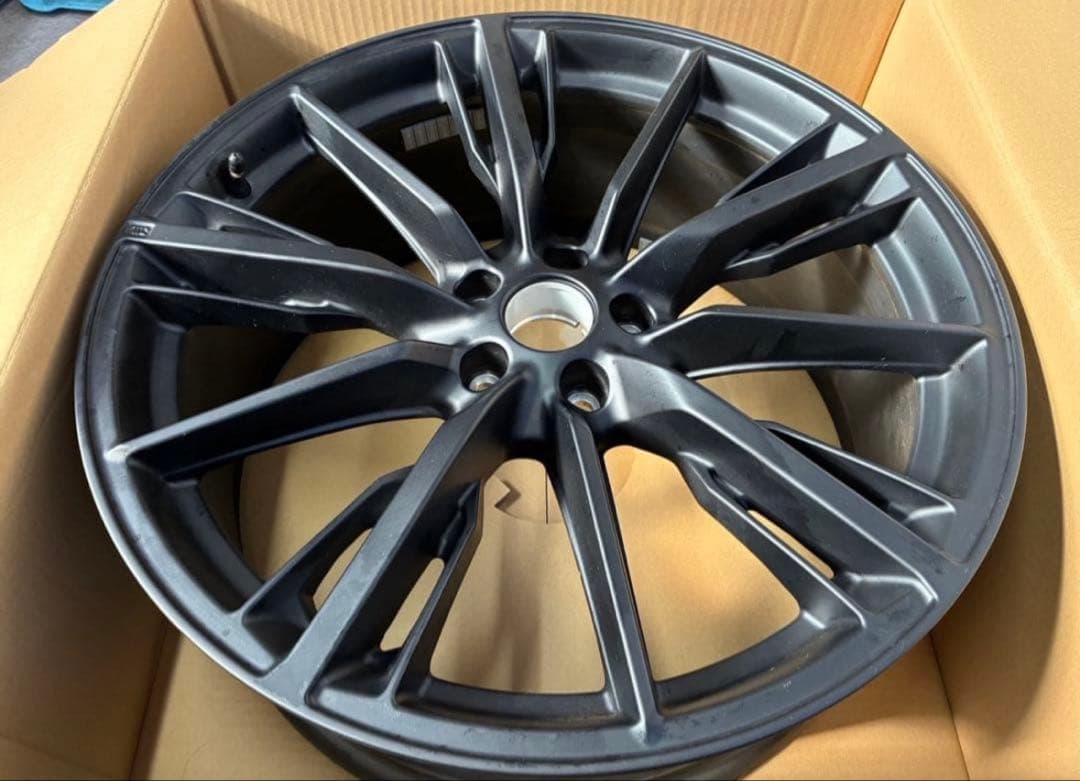 y*様 トヨタ　クラウンスポーツRS 純正ホイール　4本セット　21インチ 新車外し品】トヨタ クラウンスポーツ 純正 21in 8.5J +35 PCで114.3 4