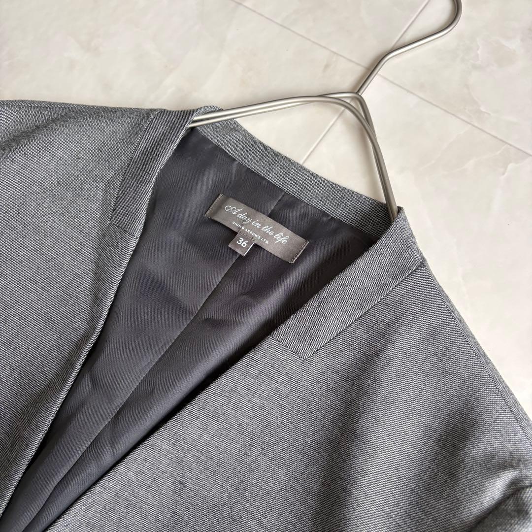 PLST ノーカラージャケット ベルト付パンツスーツ セットアップ 灰×紺