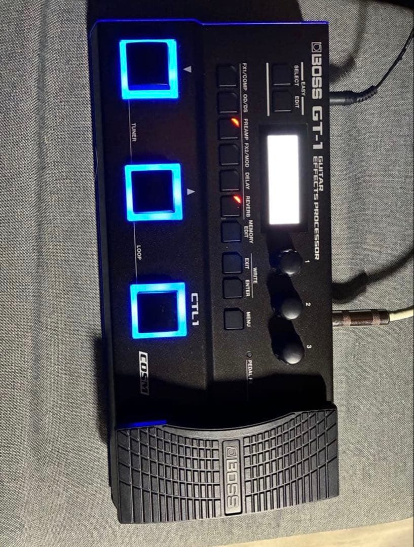 BOSSGuitarEffectsProcessorGT-1 アダプター付き 初回分完売 次回以降入荷分予約受付中】 BOSS GX-1 + 純正アダプター +