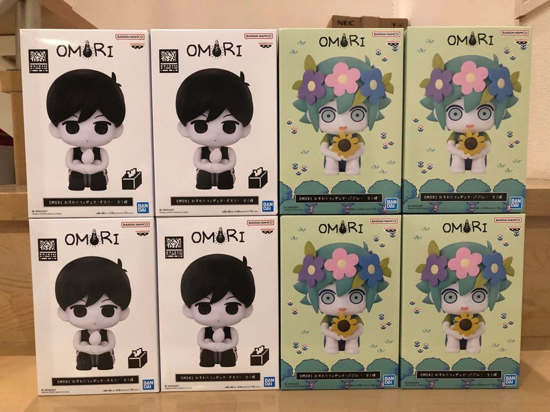 OMORI おすわりフィギュア オモリ バジル OMORI』おすわりフィギュア-オモリ＆バジル - メルカリ