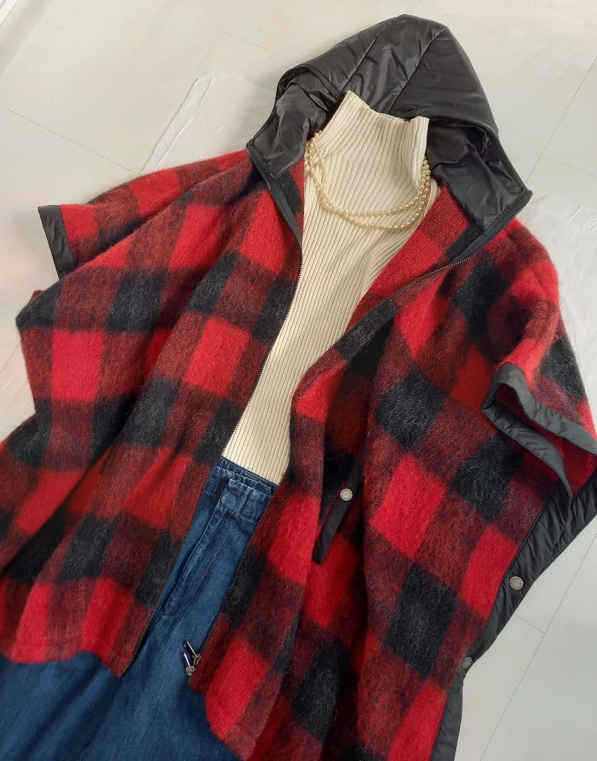 美品　MaxMara チェック柄フード付きポンチョ L ポンチョ ストール チェック フード付き 大判 ケープ レディース