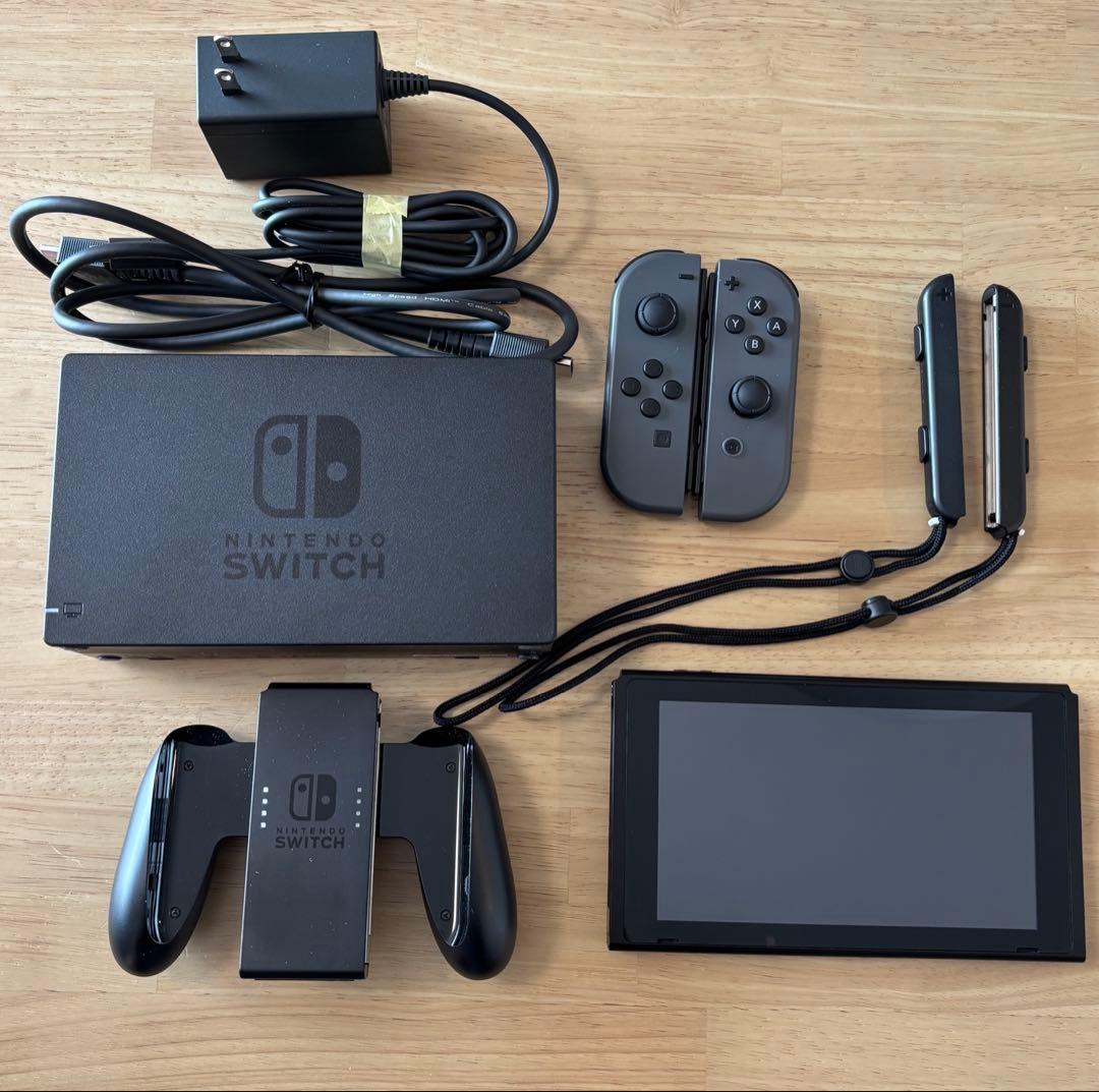 Nintendo Switch 本体 グレー + 付属品一式 Nintendo Switch 任天堂 [グレー] [型番:HAD-S-KAAAH]【新品・国内正規