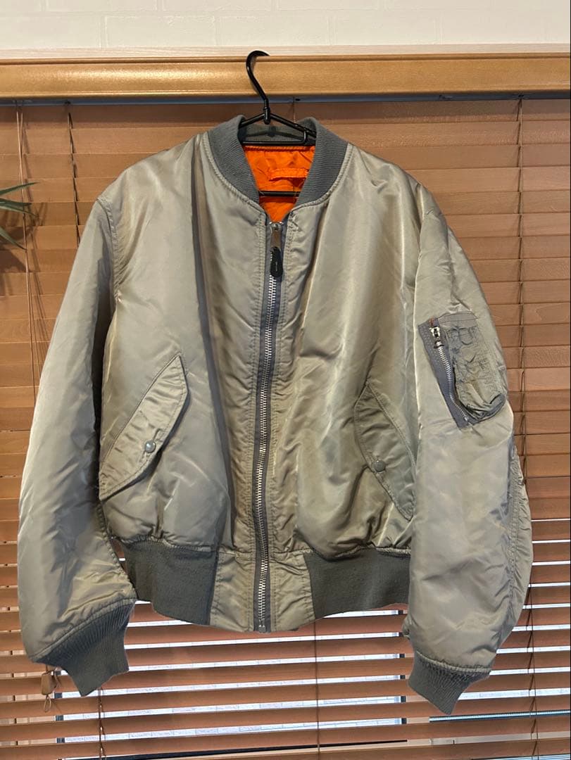 ジャケット・アウター ALPHA MA-1 FLIGHT JACKET silver MA-1 Flight Jacket / Silver – Front General Store