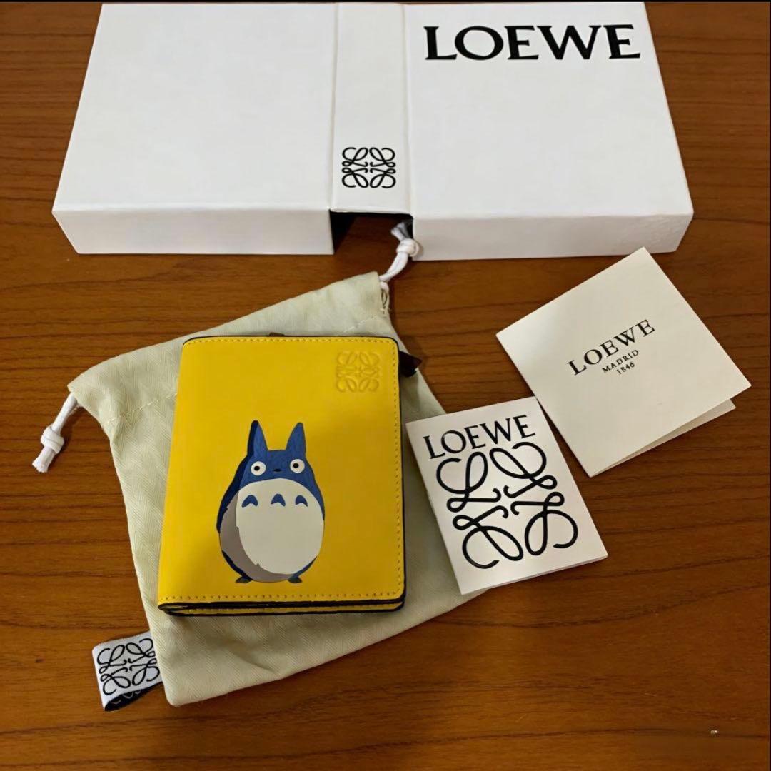 せ*な様 LOEWE ロエベ となりのトトロ 二つ折り財布 楽天市場】【中古】LOEWE × スタジオジブリ となりのトトロ 二つ折り