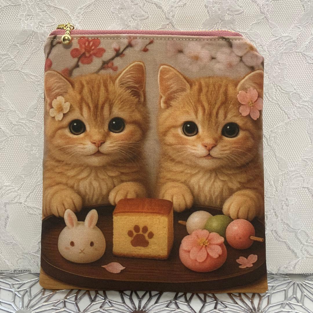 ハンドメイドꕤ フラットポーチꕤ猫 - メルカリ