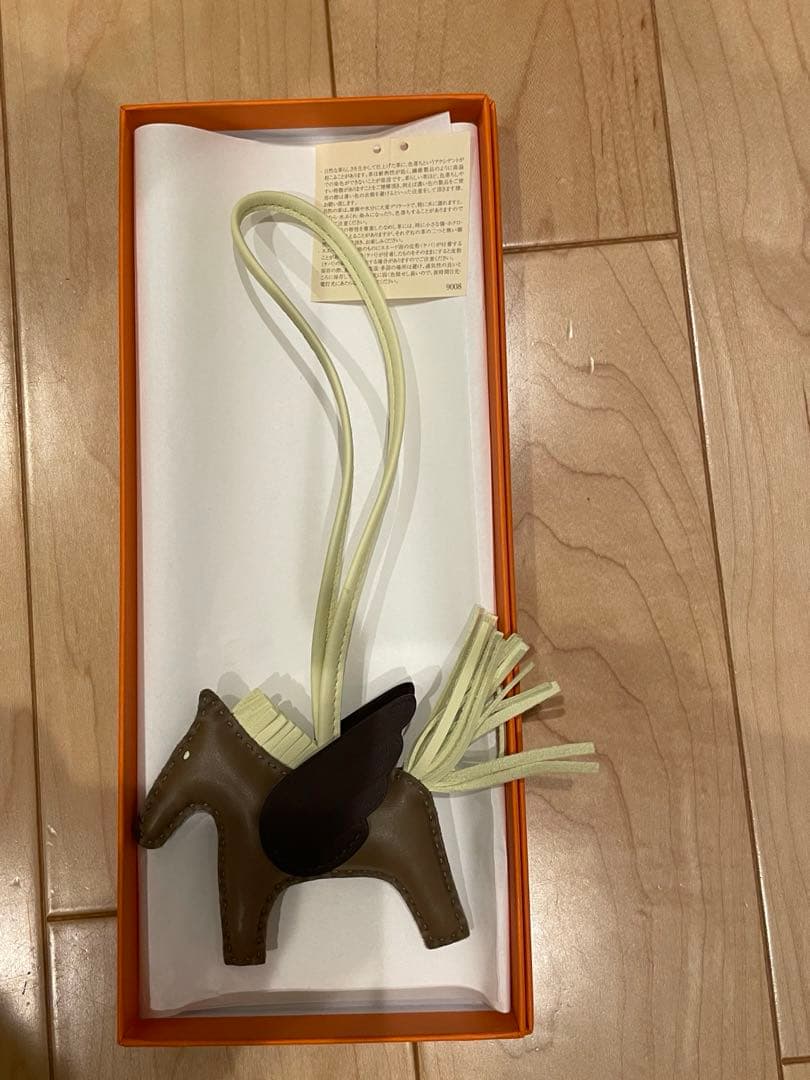 エルメス　ペガサス　チャーム　pm エルメス ペガサスチャーム PM セサミ/フィズグリーン/ミント B刻印