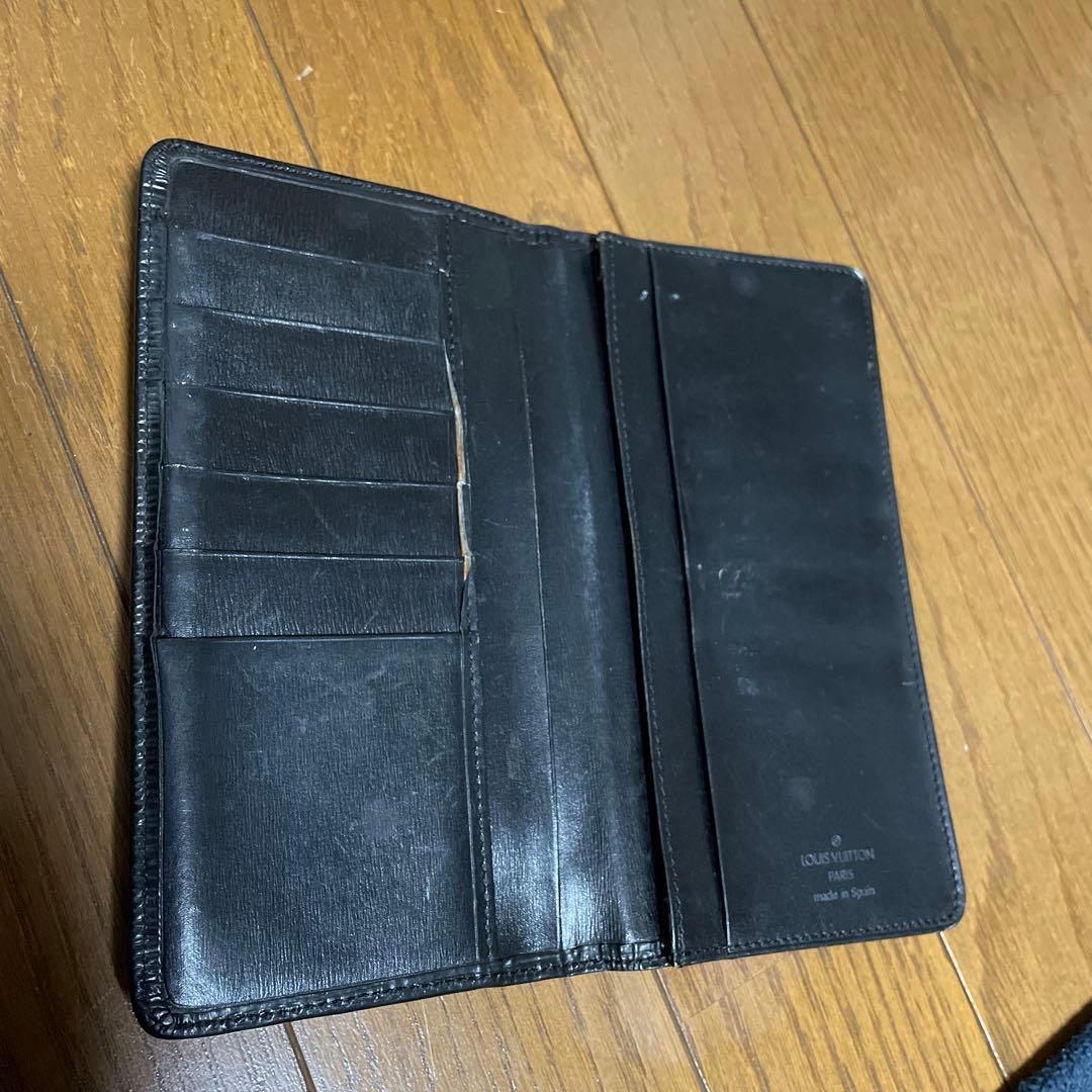 美品】Louis Vuitton エピ 二つ折り長財布 ブラック - メルカリ