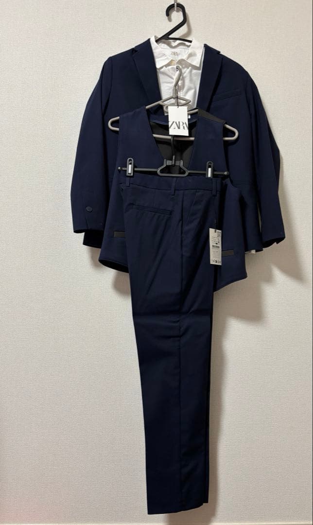 zara kids 152 結婚式 入学式 セレモニー セットアップ ４点セット ザラ」キッズ向けフォーマルコレクションの新作発売、カチューシャや蝶