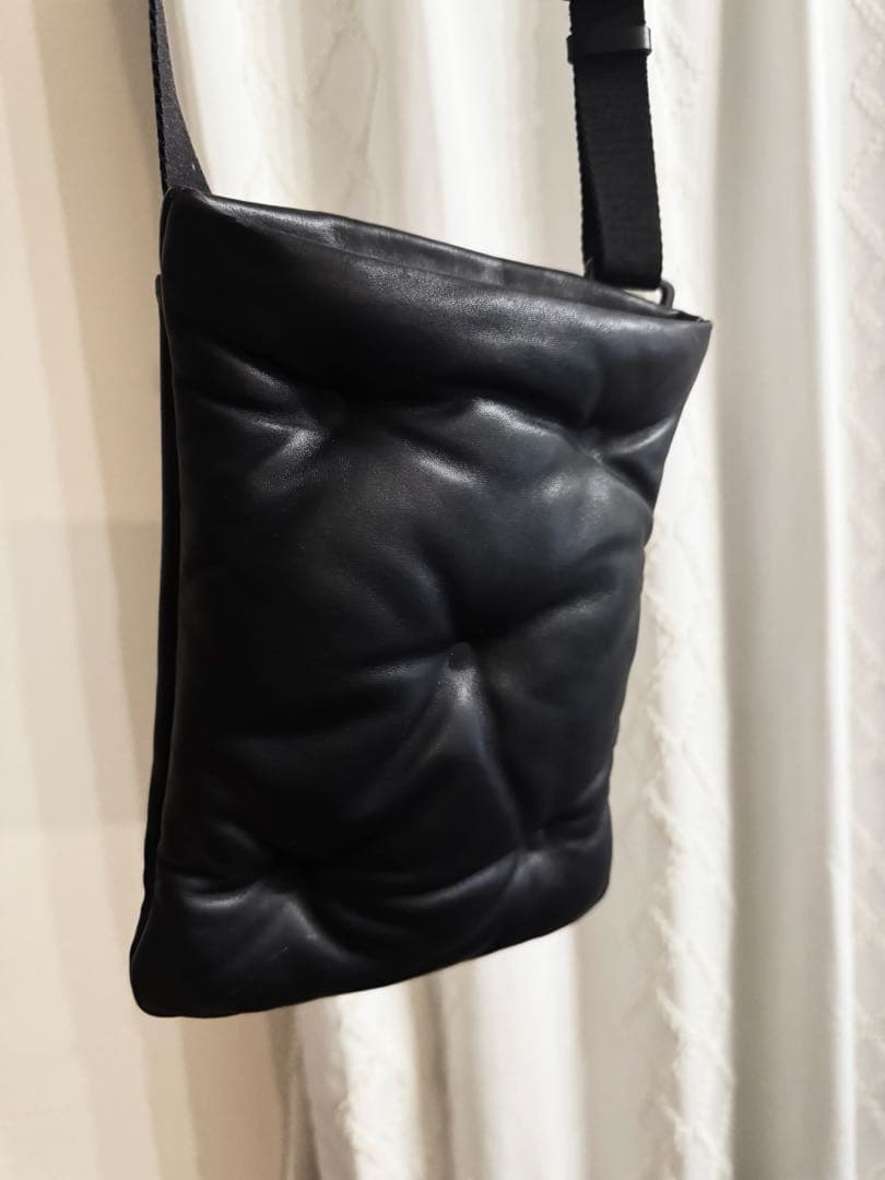 margiela マルジェラ グラムスラム　レザーショルダー　サコッシュ Maison Margiela（メゾンマルジェラ） バッグ グラムスラム レッド