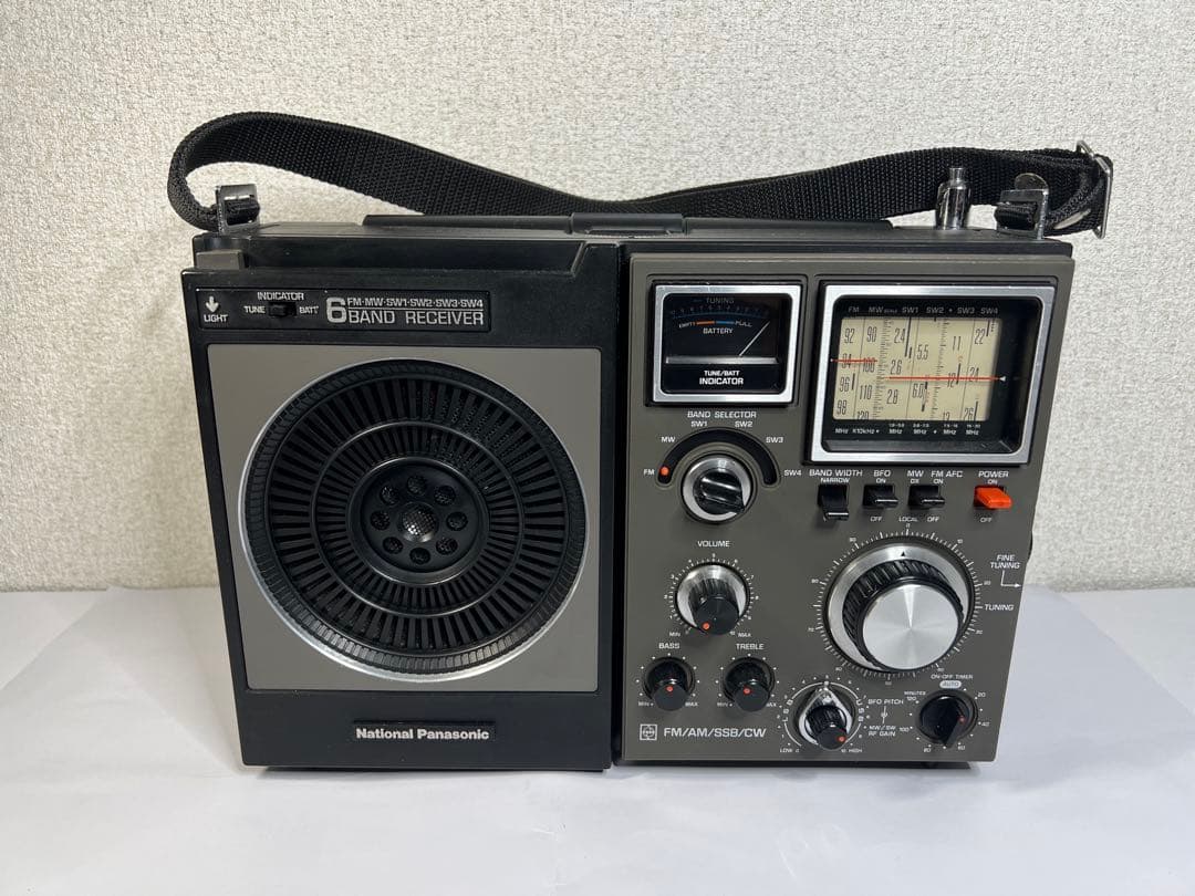 National PanasonicラジオRF-1180 Panasonic / National RF-1180 Radio 6 band receiver Antique Works
