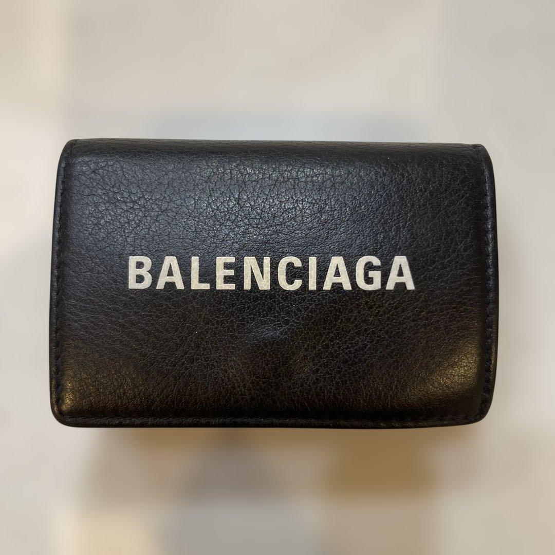 BALENCIAGA 三つ折り財布 ブラック明日の夕方まで値下げ。 バレンシアガ BALENCIAGA 財布 （ブラック） -waja bazar - 海外