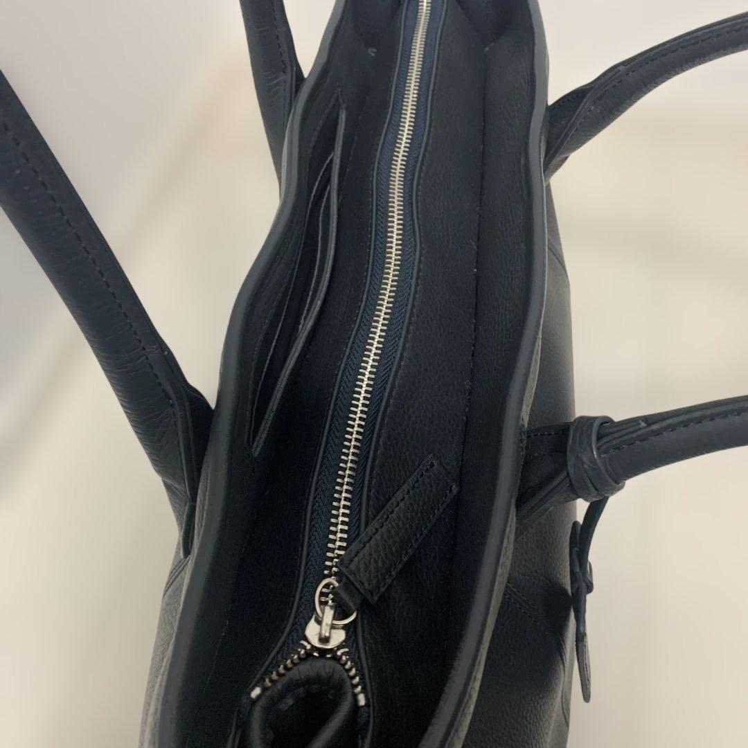 【2/1迄値引きあり】BARNEYS NYレザートートバッグ ネイビー