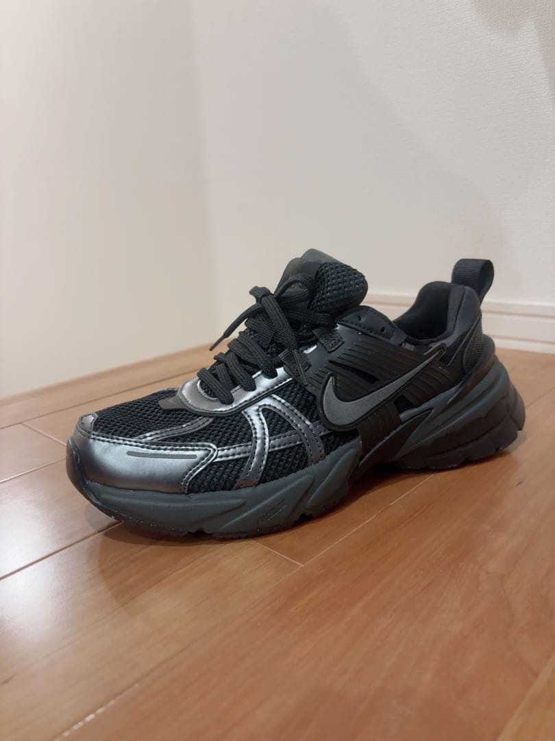 美品⭐︎NIKE V2K RUN ブラック シルバー Nike V2K Run 