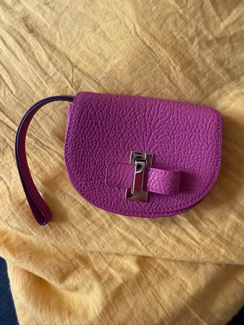 DELVAAUX デルヴォー　ピンクレザー ケース 楽天市場】DELVAUX デルヴォー パン D マルチファンクション レザー