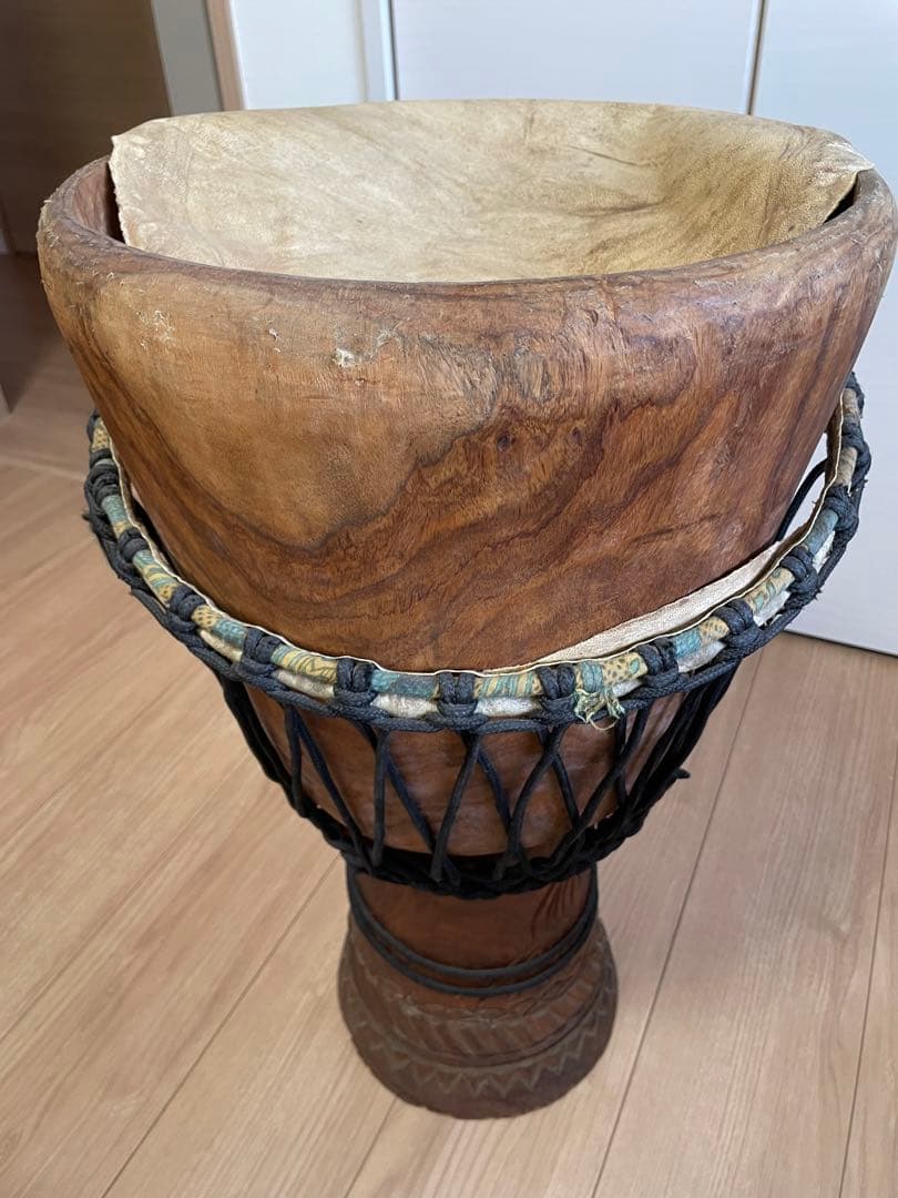 アフリカ 民族 打楽器 大型 ジャンベ 高さ63cm 打面32cm 送料無料 ジャンベ アフリカ太鼓 バリ島楽器 民族楽器 〔高さ：約40cm