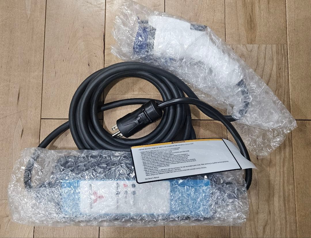 三菱自動車 純正充電ケーブル 200V 未使用 矢崎化工 三菱自動車純正】電気自動車用充電ケーブル 200V（9482A426） - メルカリ