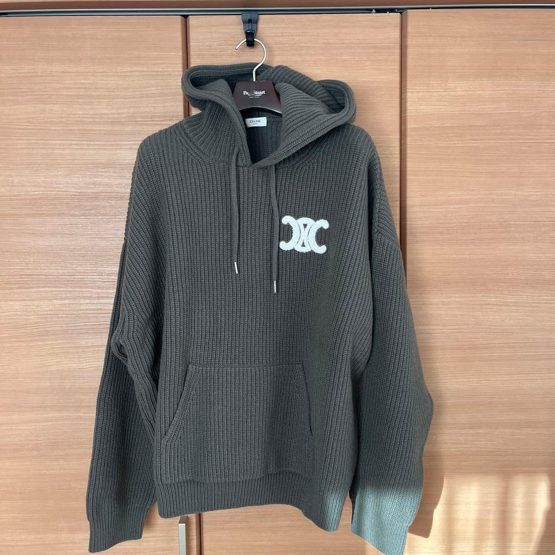 O*A様 CELINE カーキ フード付きニットパーカー　L 国内即日発送】CELINE カレッジ フード付き セーター (CELINE/パーカー
