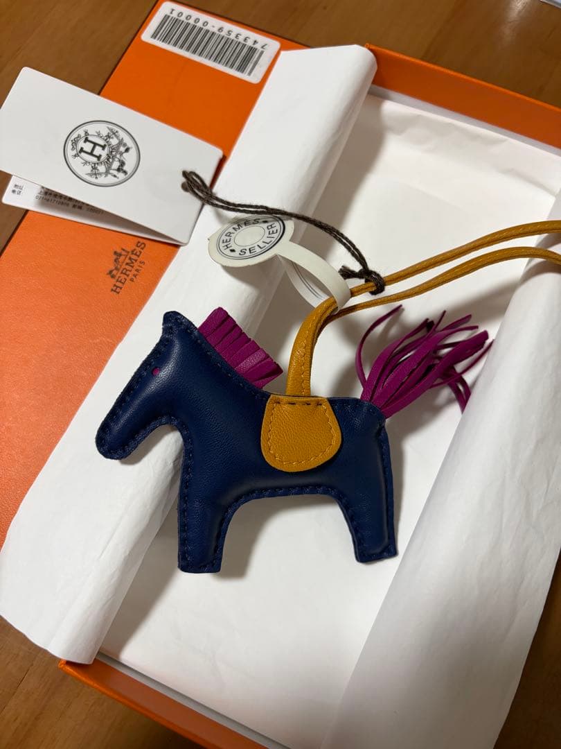 エルメス ロデオ チャーム PM em265.jpg