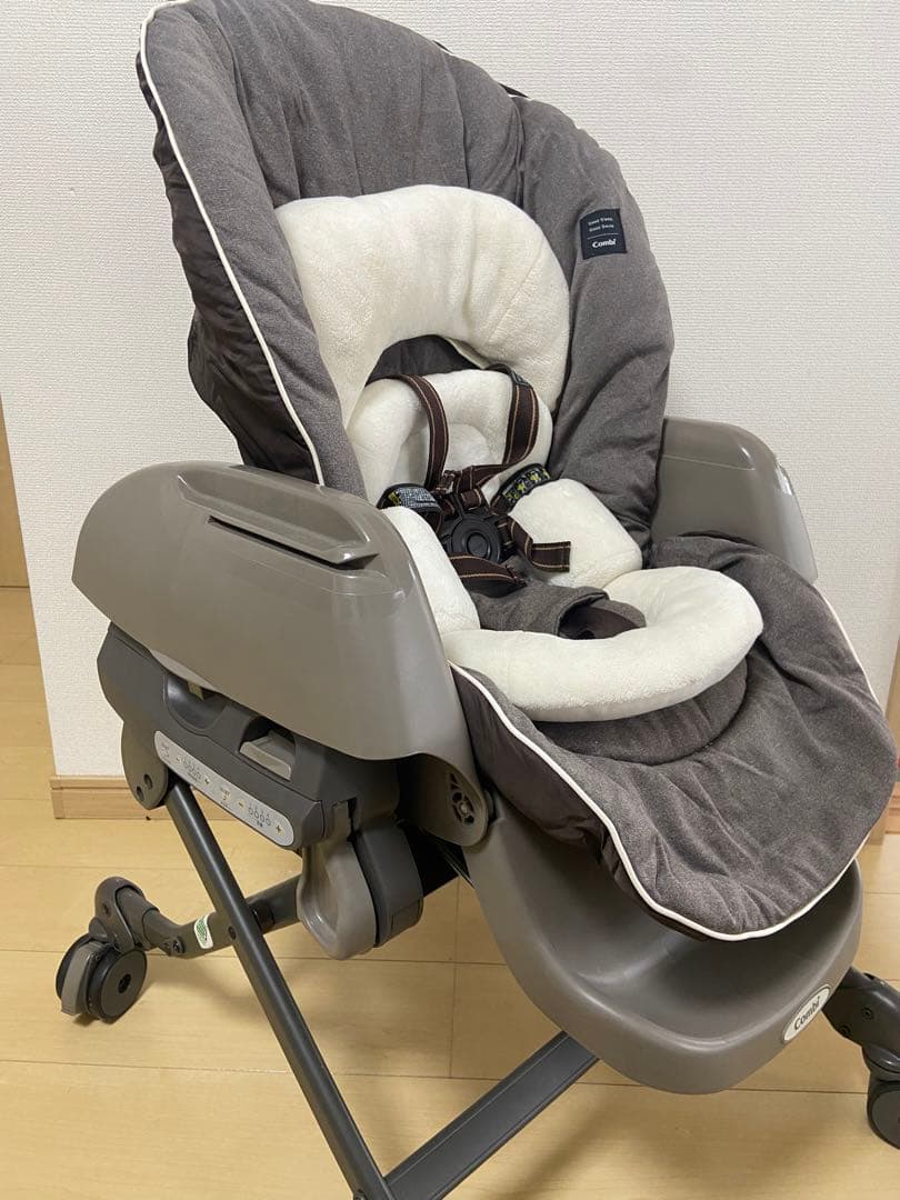 コンビ　ハイ&ロースウィングラックネムリラ　AUTO SWING BEDi EG レンタル] コンビ ネムリラ AUTO SWING BEDi Long スリープシェル EG+