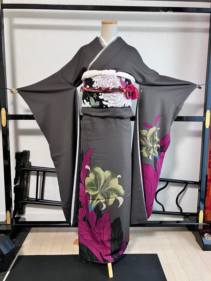 お値下げ 振袖フルセット シックな焦茶 ブラウン 成人式 結婚式 袋帯 振袖 レンタル 成人式 21点セット 古典柄 レトロ アンティーク系 振袖