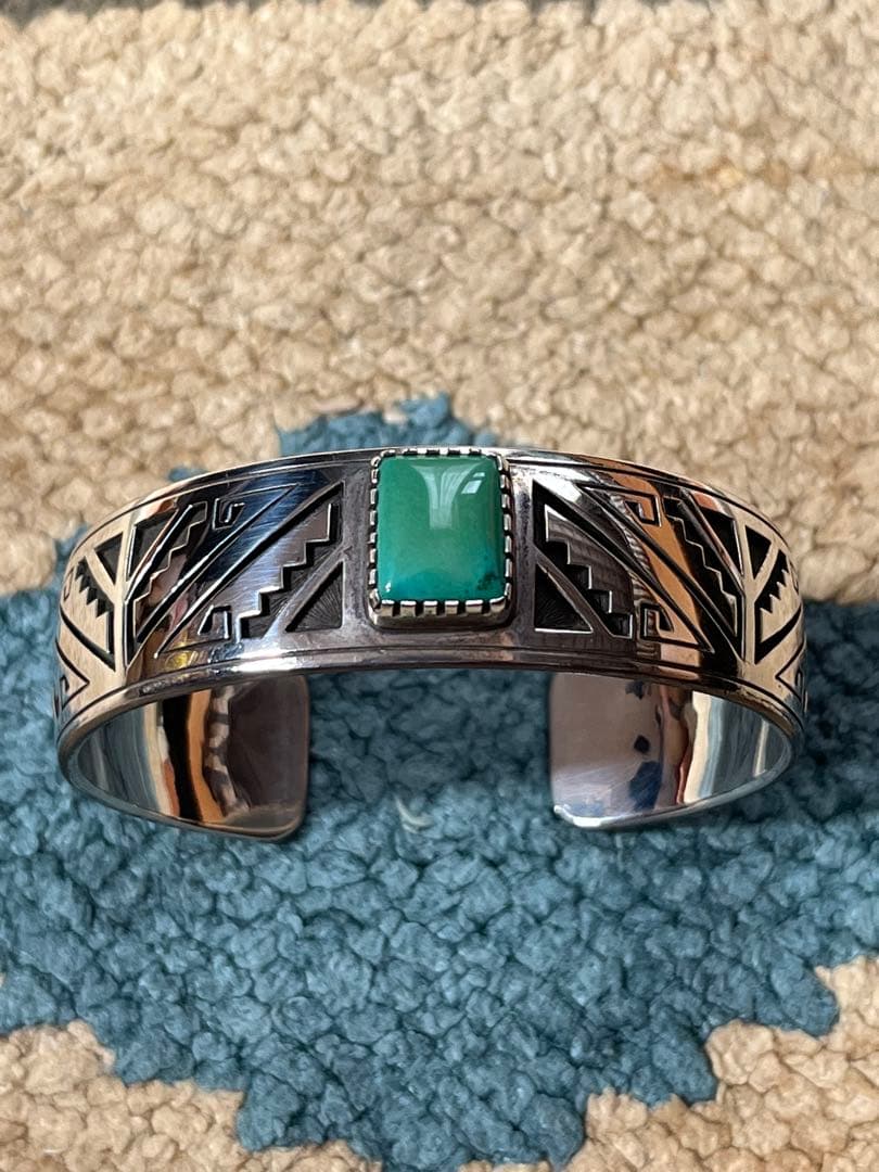 Bobbie Tewa バングル/ インディアンジュエリー ホピ・バングル ホピのブレスレット