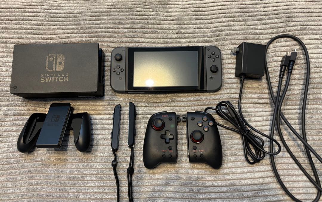 Nintendo Switch 本体、HORIグリップコントローラー Amazon.co.jp: 【任天堂ライセンス商品】グリップコントローラー for