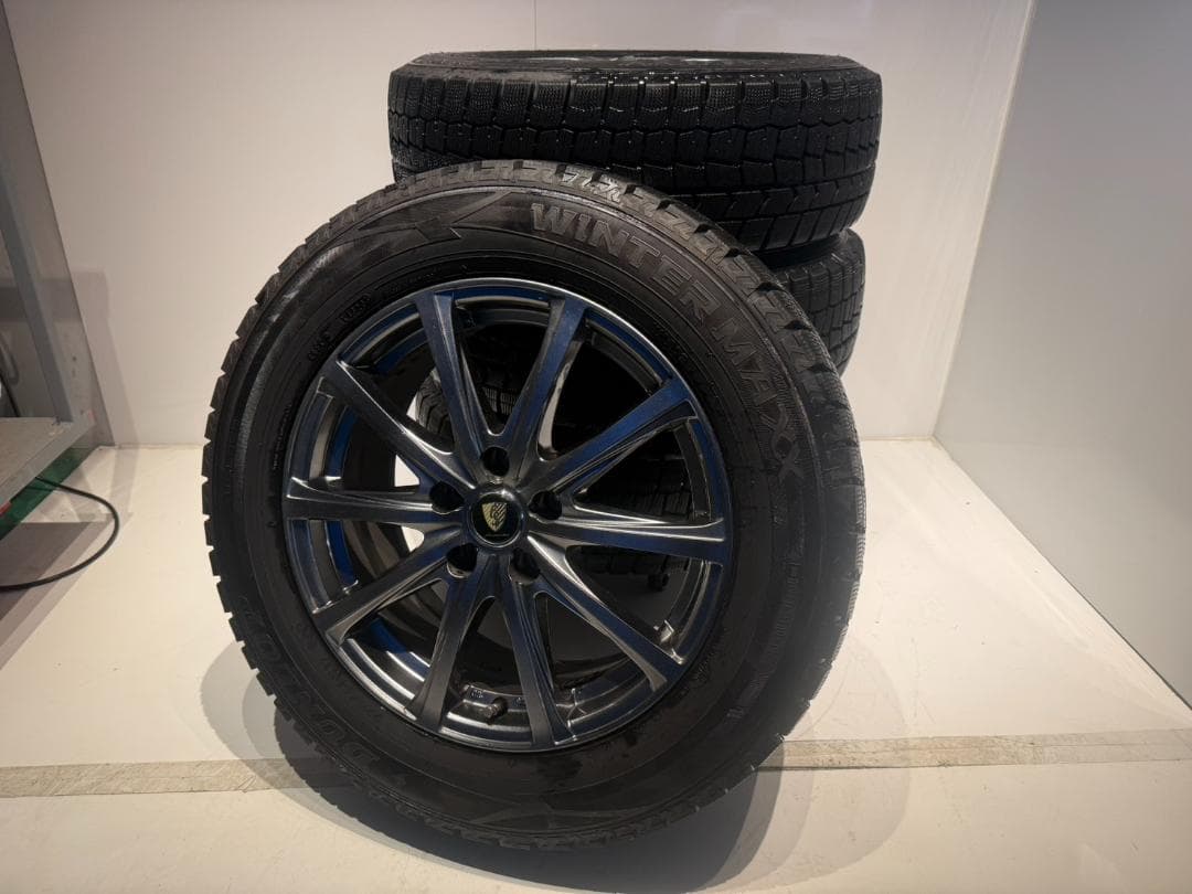 30系　アルファードアルミ2020年製　WINTERMAXX　スタッドレスタイヤ アルファード 30系スタッドレス（WINTER MAXX 02）のおすすめ人気商品