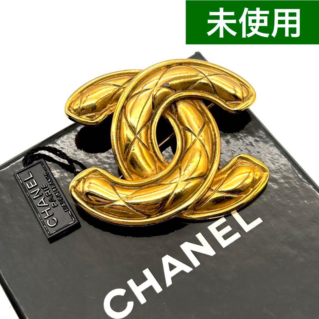 未使用 CHANEL シャネル ヴィンテージ マトラッセ ココマーク ブローチ CHANEL シャネル ブローチ マトラッセ ココマーク バッグモチーフ