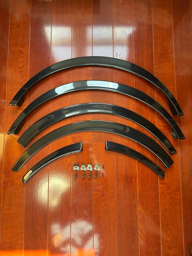 FLEX Delfino Line オーバーフェンダー美品ハイエースフレックス シンプルなデザイン🎶『FLEXオリジナル DelfinoLine オーバー