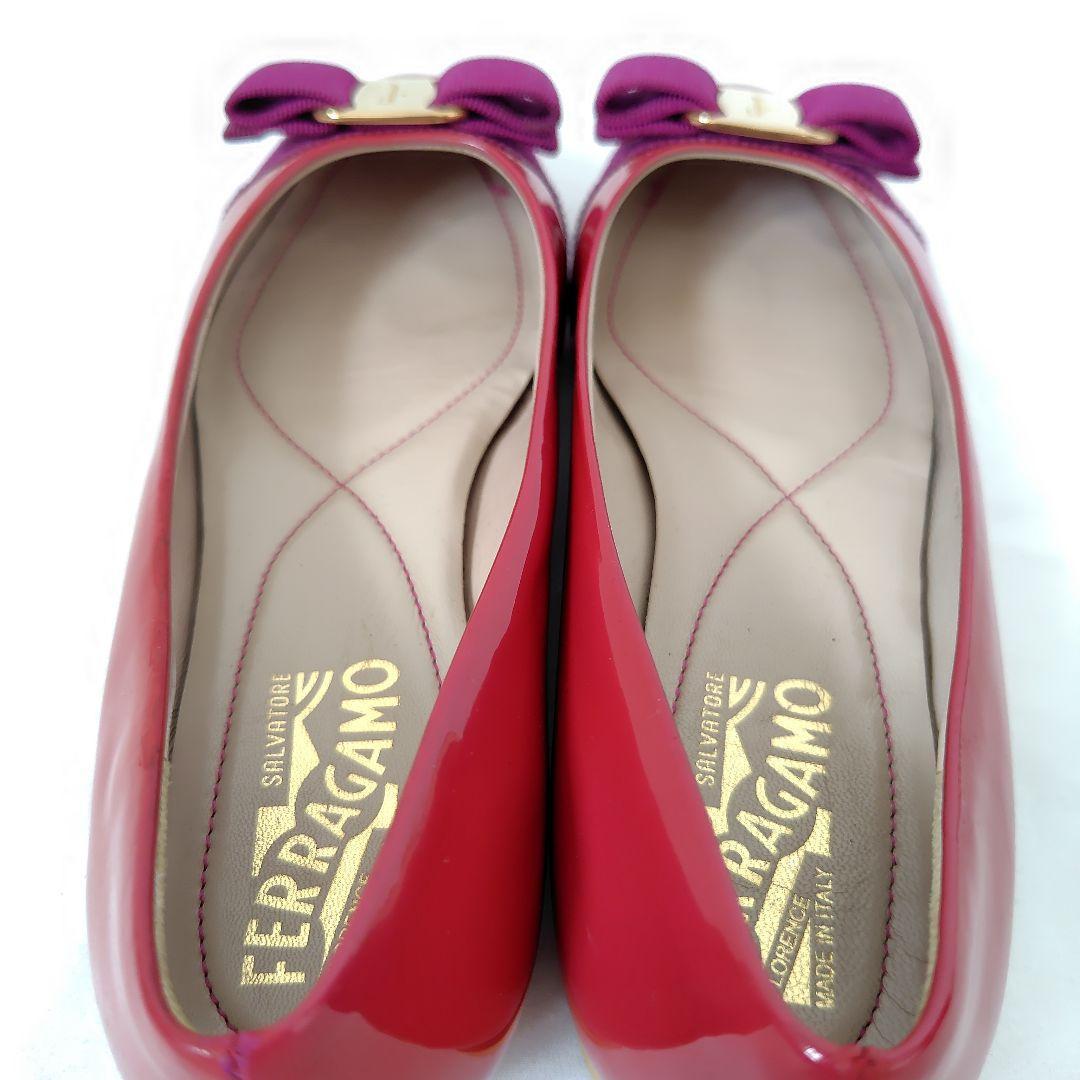 ✨️腕利き職人のリペア済✨️【フェラガモ】ヴァラ フラットシューズ