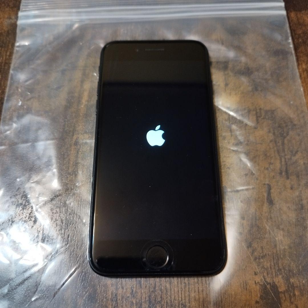 M*s様 iPhone se ブラック 第2世代 128GB 本体のみ Amazon | 【整備済み品】 Apple iPhone SE（第2世代） 128GB ブラック