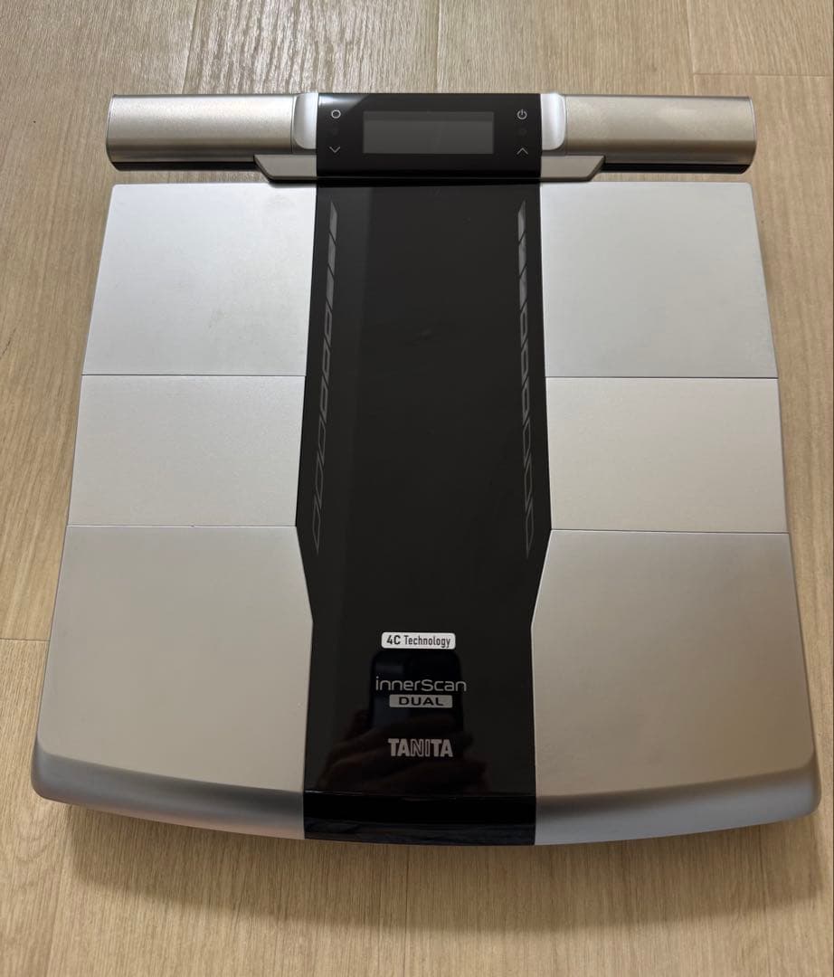 【美品】タニタ 体組成計 RD-803L タニタ RD-803L 体重 体組成計 スマホ 連動 左右部位別 BLE 最高峰