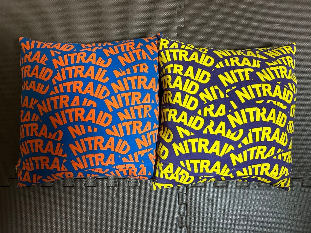 最終値下げ NITRAID ナイトレイド クッション 美品